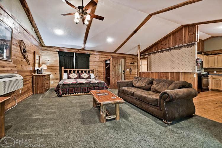 Vila Secluded Cabin In The Woods! 1 Story Eureka Springs Exteriér fotografie